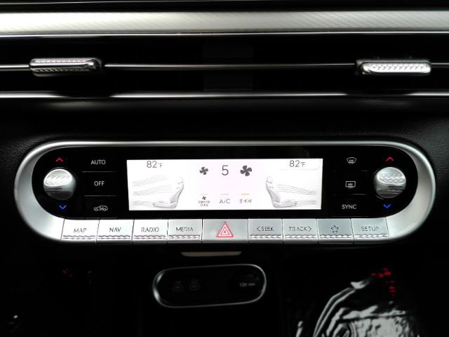 Used 2024 Genesis GV60 RWD image 46