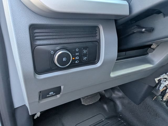 New 2026 Ford F550 4x4 Regular Cab Super Duty image 15