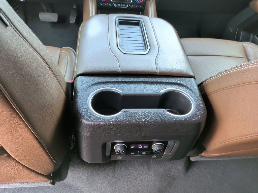 Used 2021 Chevrolet Tahoe High Country w/ Premium Package RWD image 42