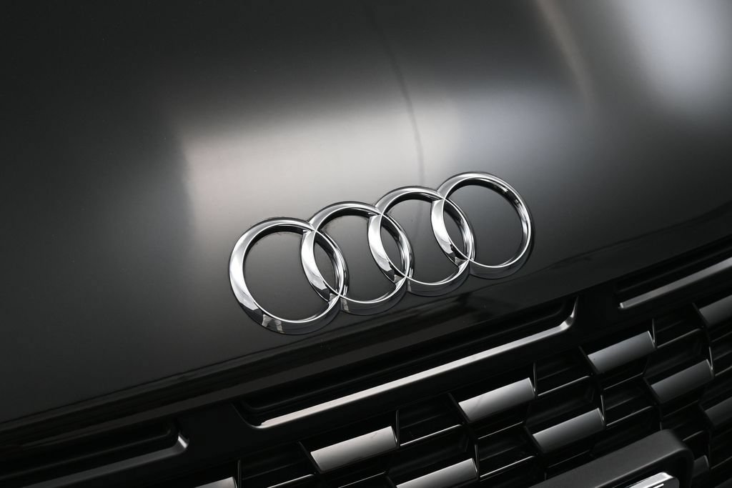 Used 2023 Audi R8 V10 performance w/ Carbon Exterior Package RWD image 13