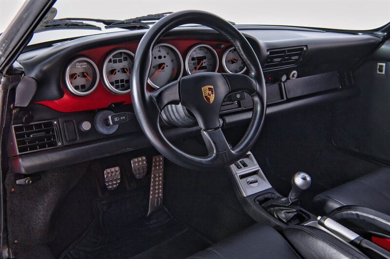 Used 1989 Porsche 911 Carrera RWD image 29