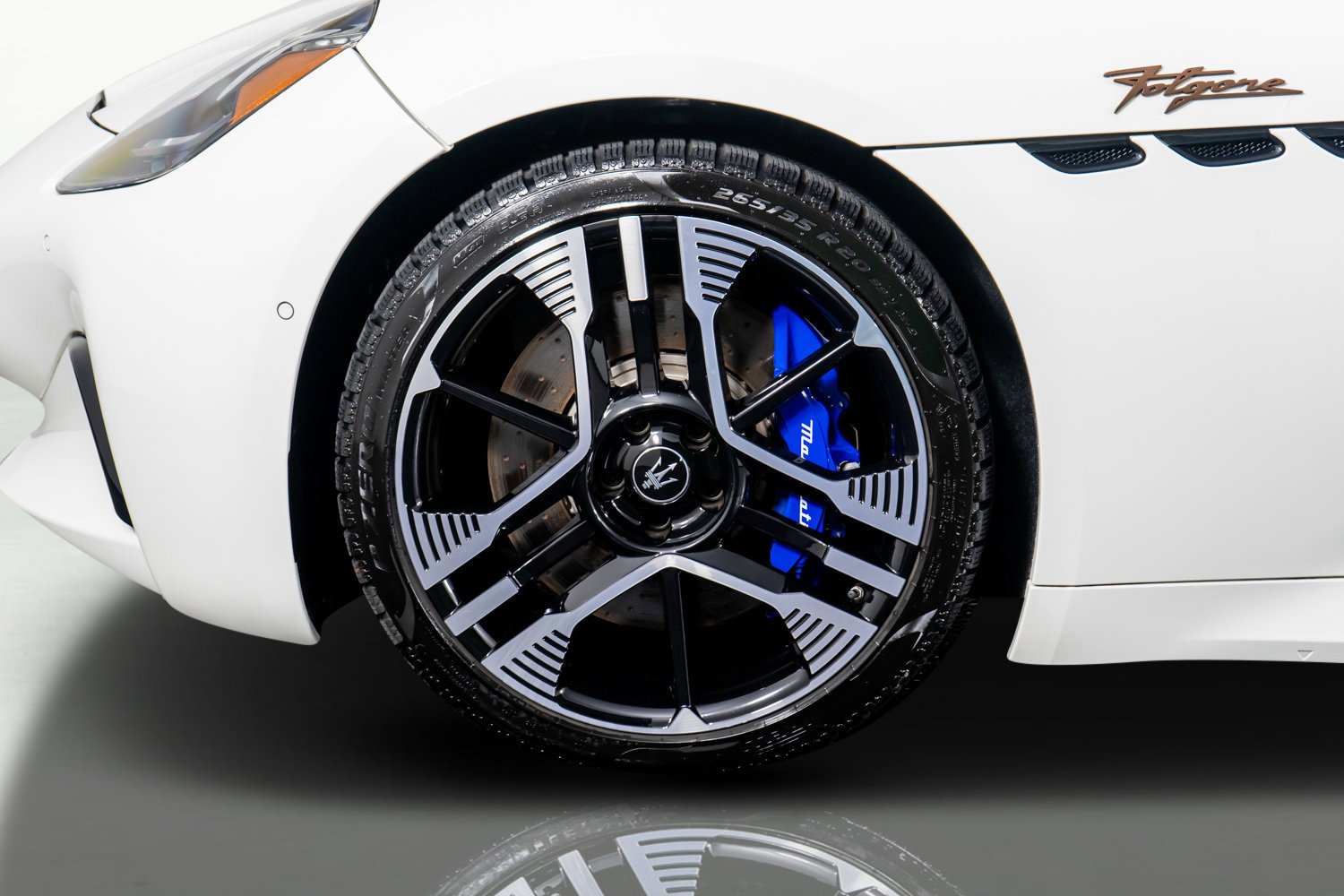 Used 2024 Maserati GranTurismo Folgore image 20