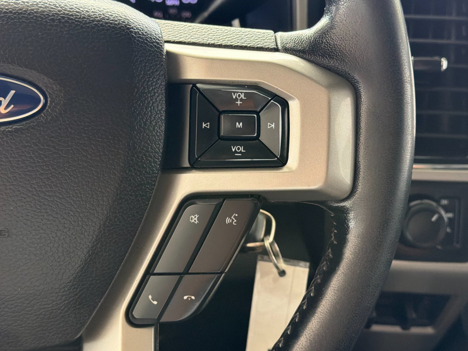 Used 2019 Ford F250 Lariat w/ Lariat Value Package AWD/4WD image 26