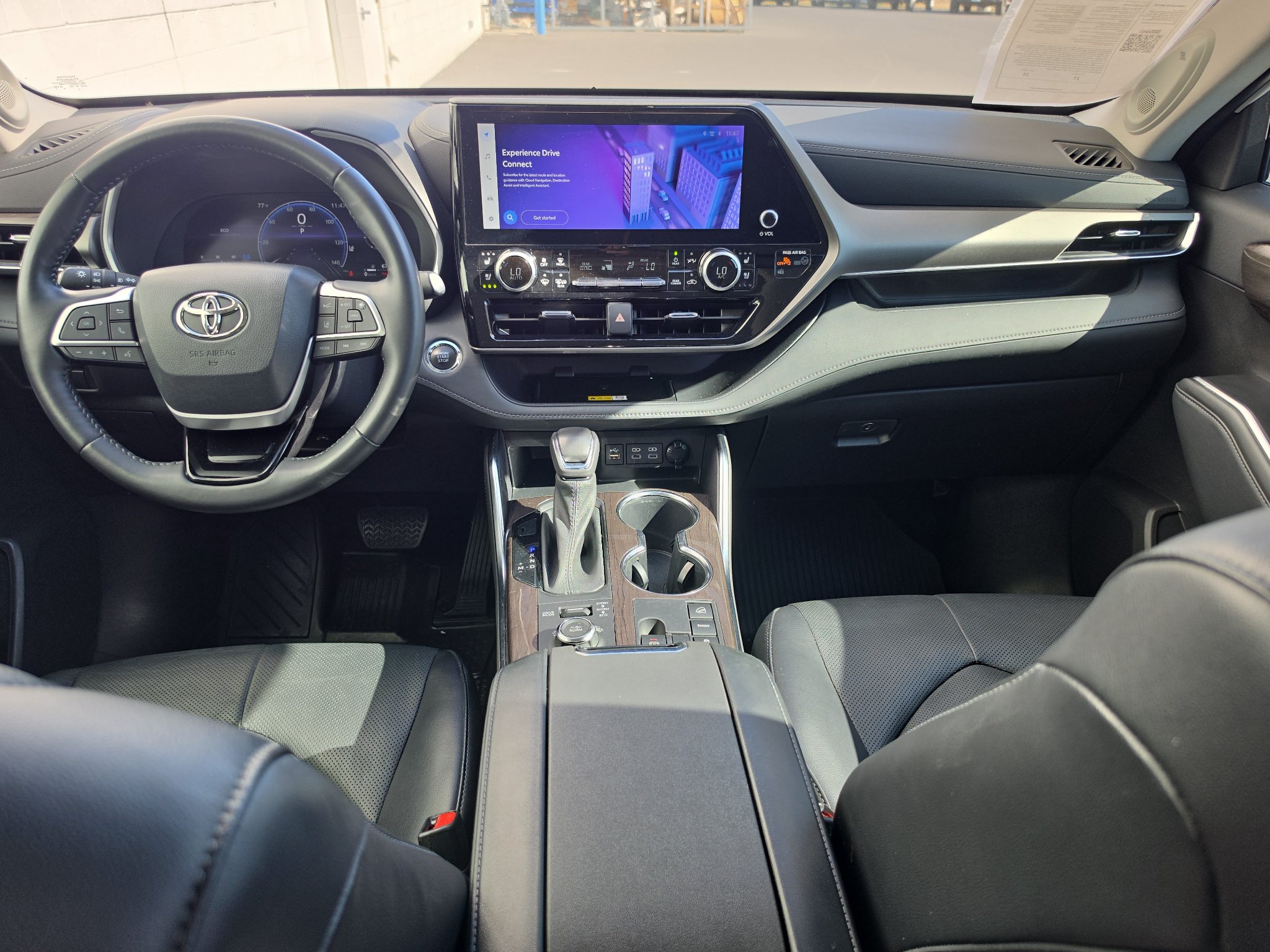 Used 2023 Toyota Highlander Limited AWD/4WD image 8