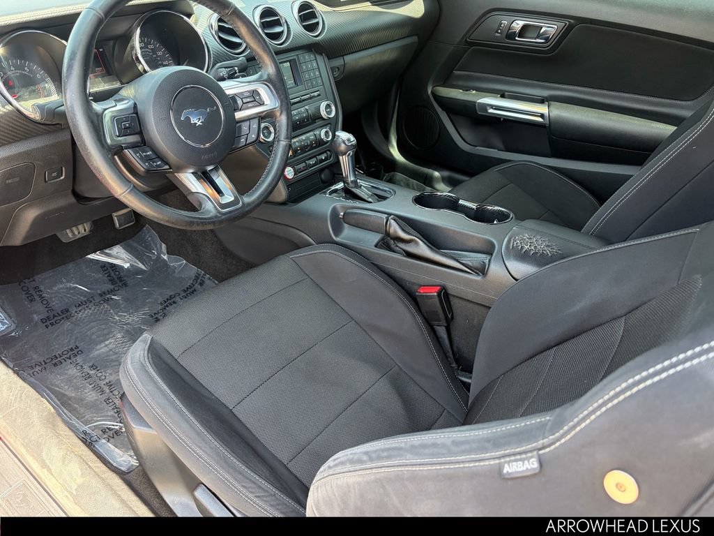 Used 2016 Ford Mustang Coupe RWD image 11