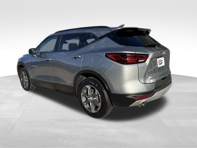 Certified 2023 Chevrolet Blazer LT w/ Convenience Package image 3
