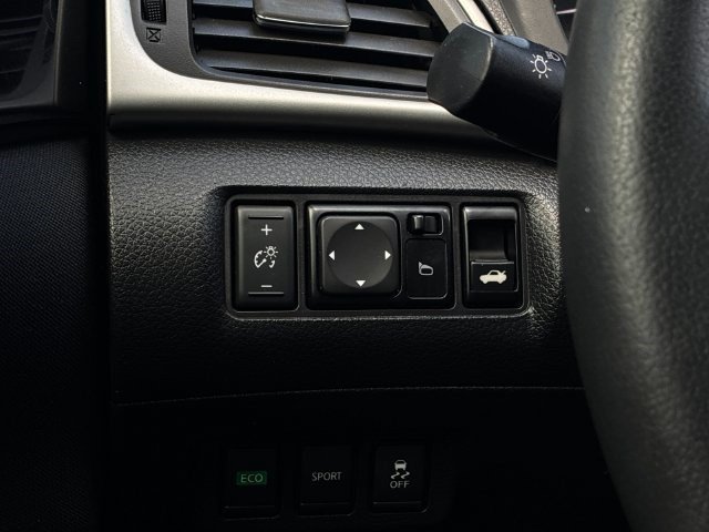 Used 2017 Nissan Sentra SV FWD image 26