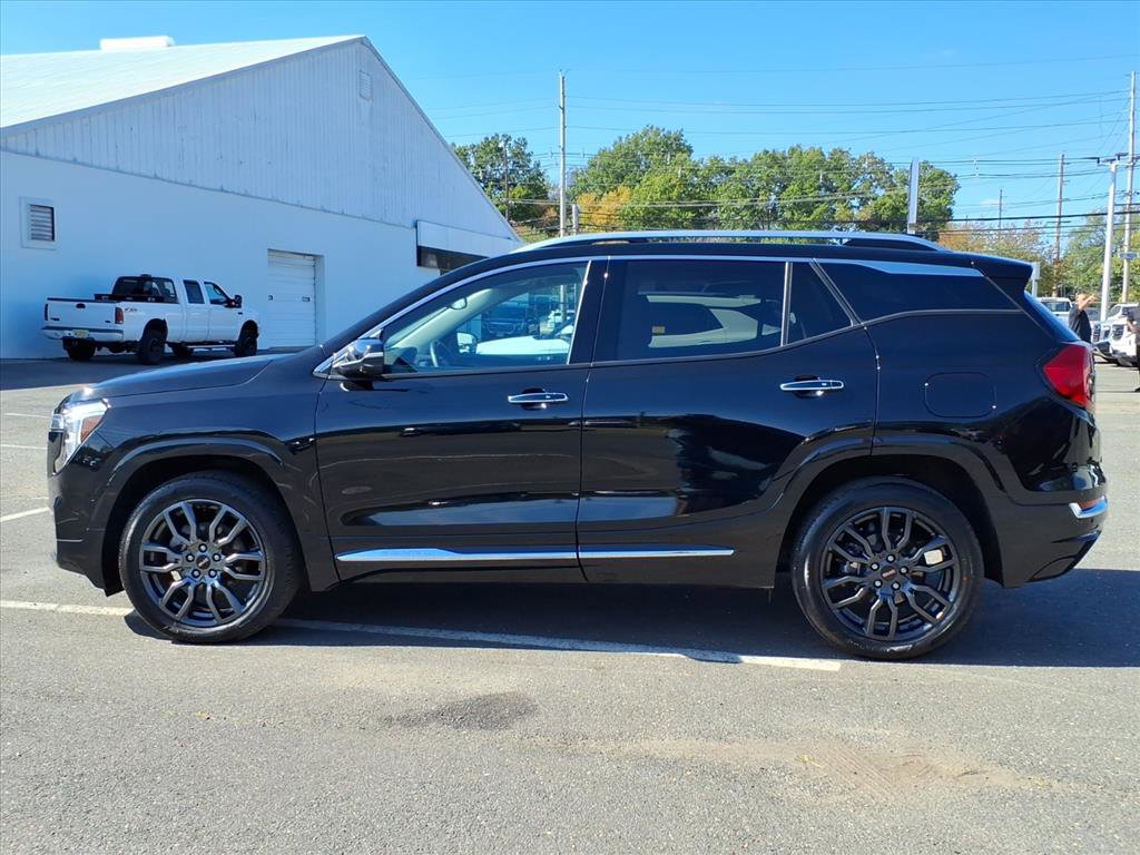 Certified 2023 GMC Terrain Denali w/ Black Diamond Edition image 4