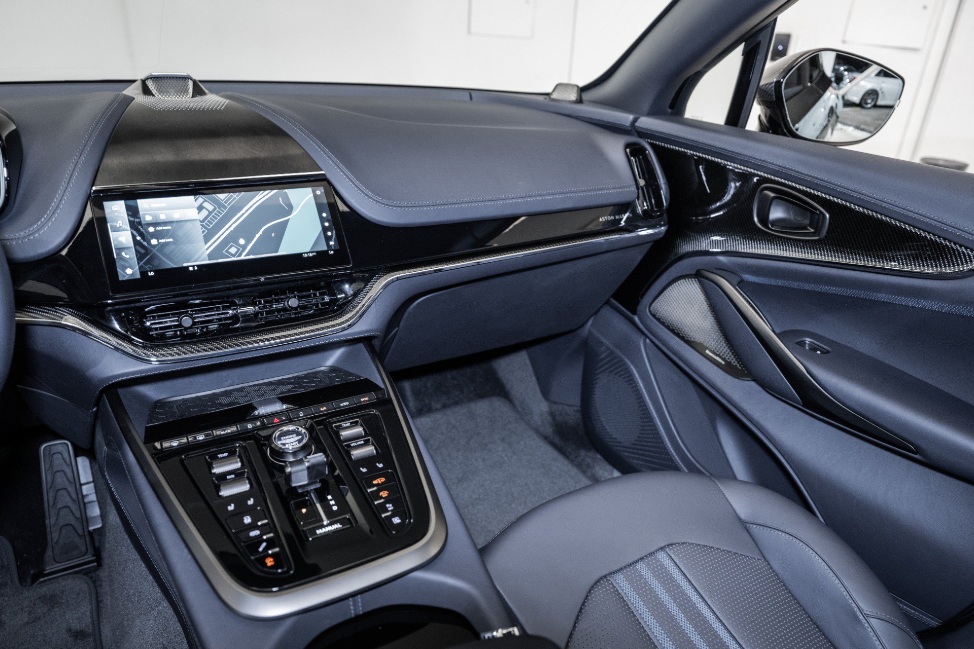 New 2025 Aston Martin DBX 707 AWD/4WD image 24