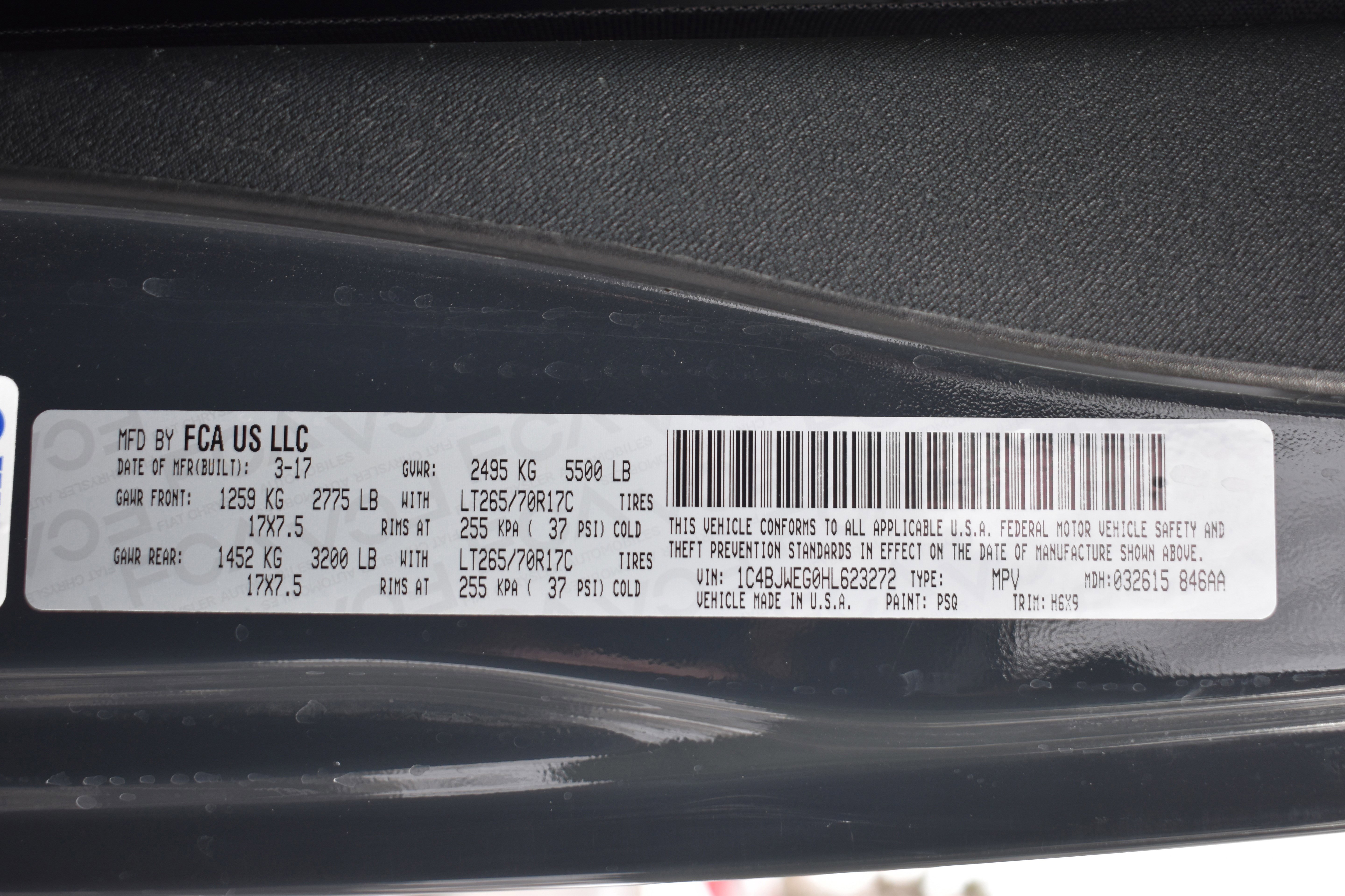 Used 2017 Jeep Wrangler Unlimited Sahara image 38