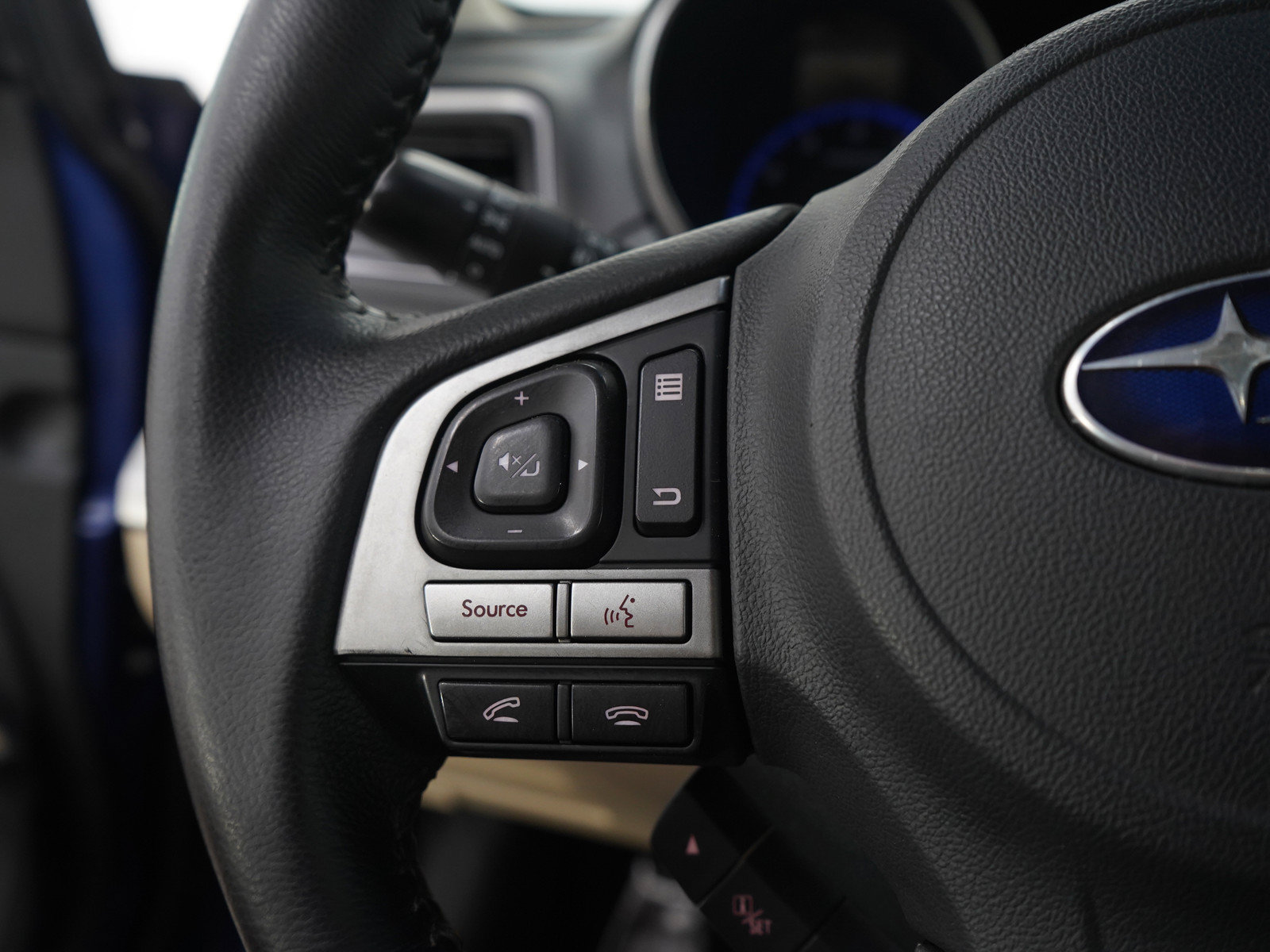Used 2016 Subaru Outback 2.5i Limited AWD/4WD image 28