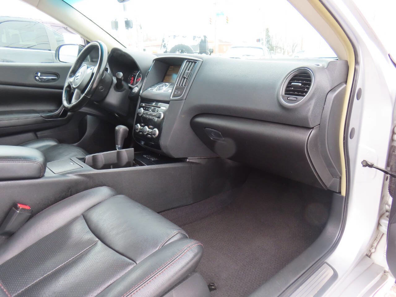 Used 2011 Nissan Maxima 3.5 SV w/ Monitor Pkg image 13