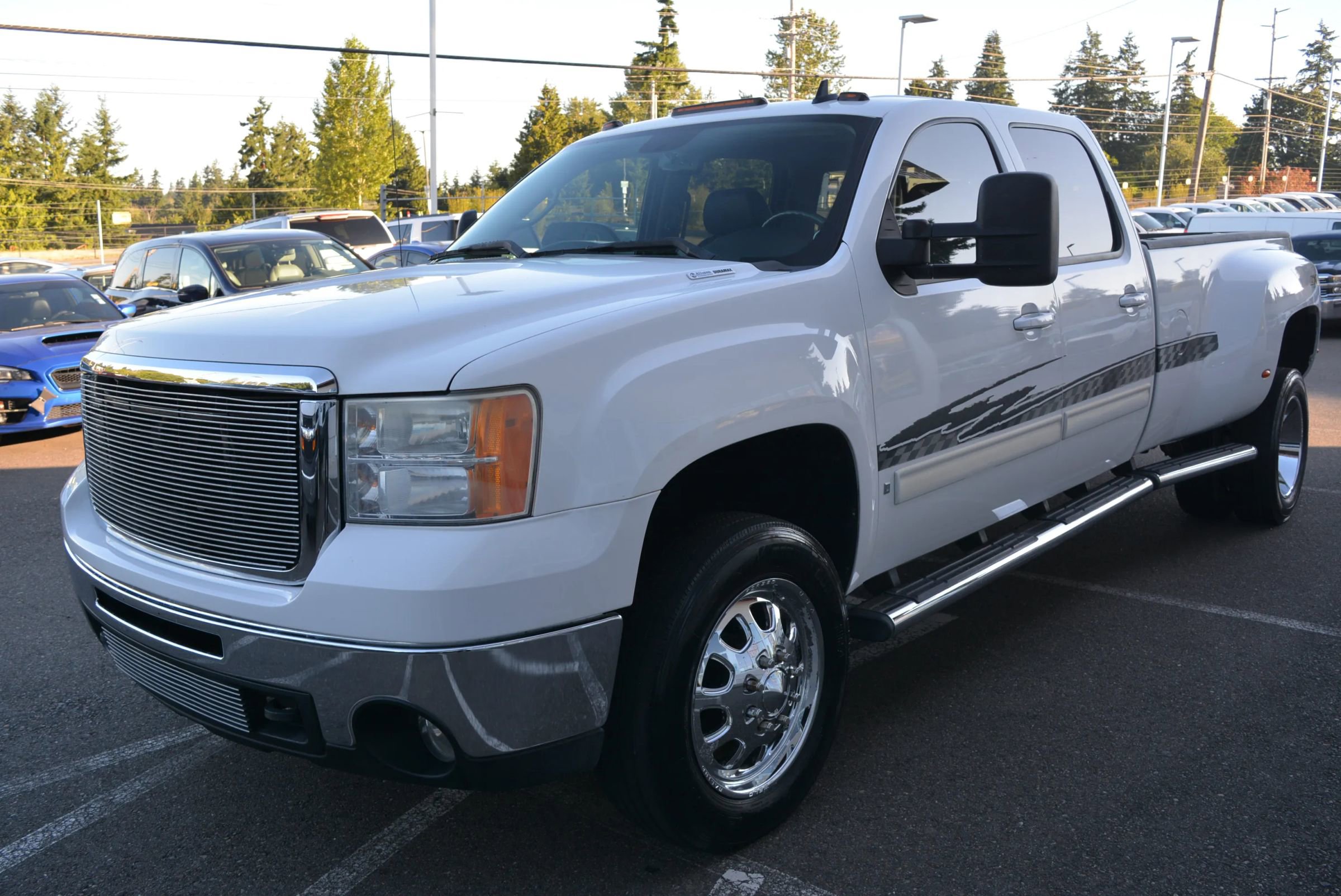 Used 2008 GMC Sierra 3500 SLT image 3