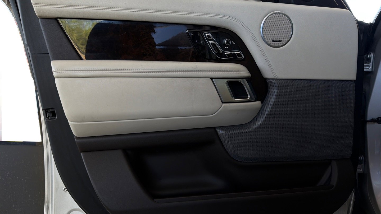 Used 2018 Land Rover Range Rover Supercharged AWD/4WD image 44