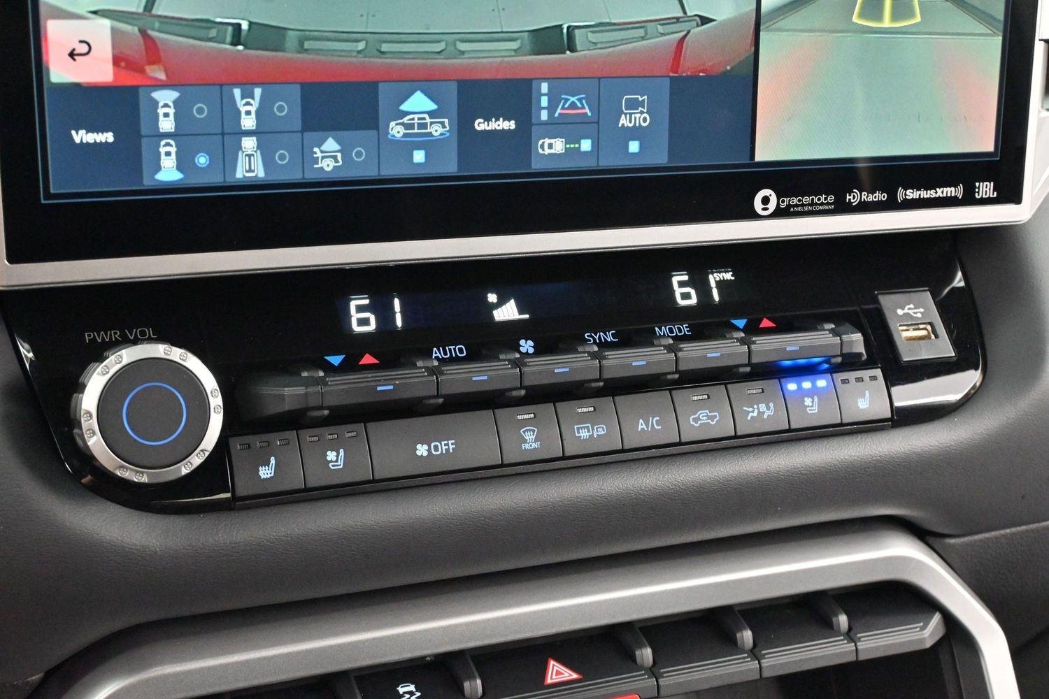 Used 2024 Toyota Tundra Platinum AWD/4WD image 22