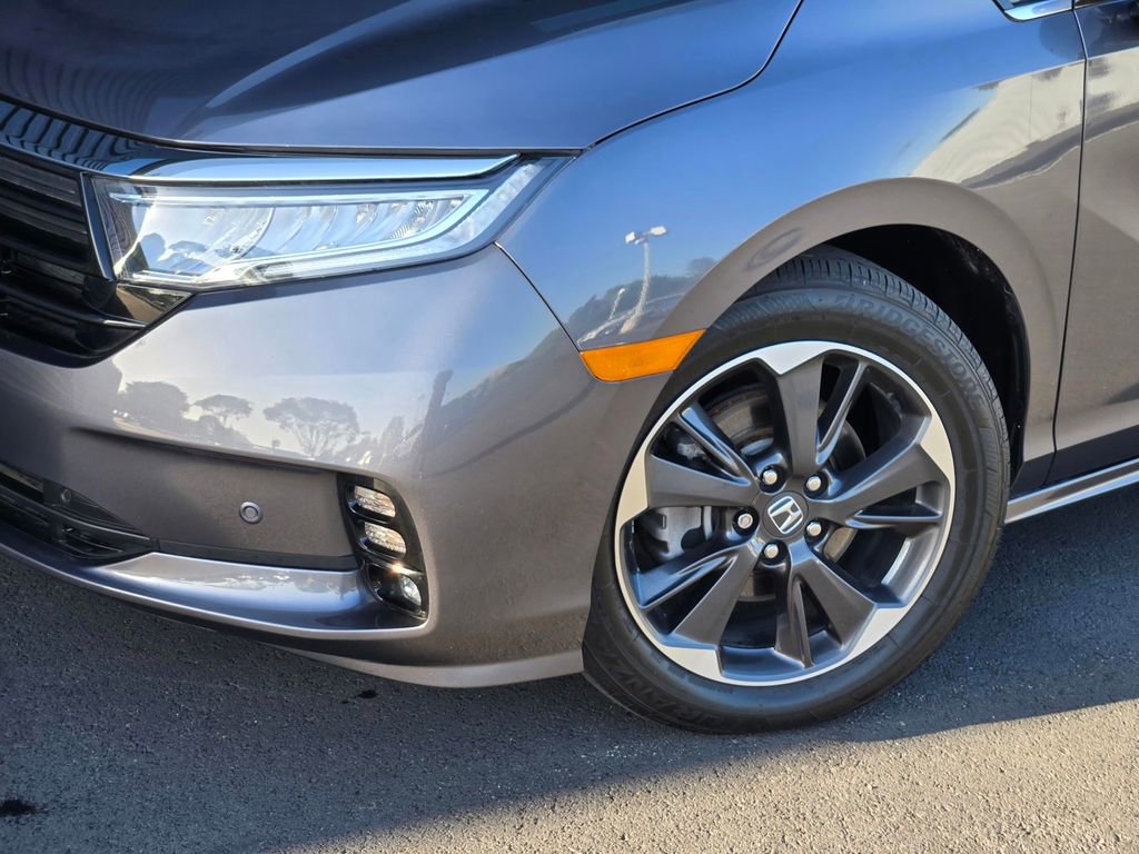 Used 2024 Honda Odyssey Elite image 9
