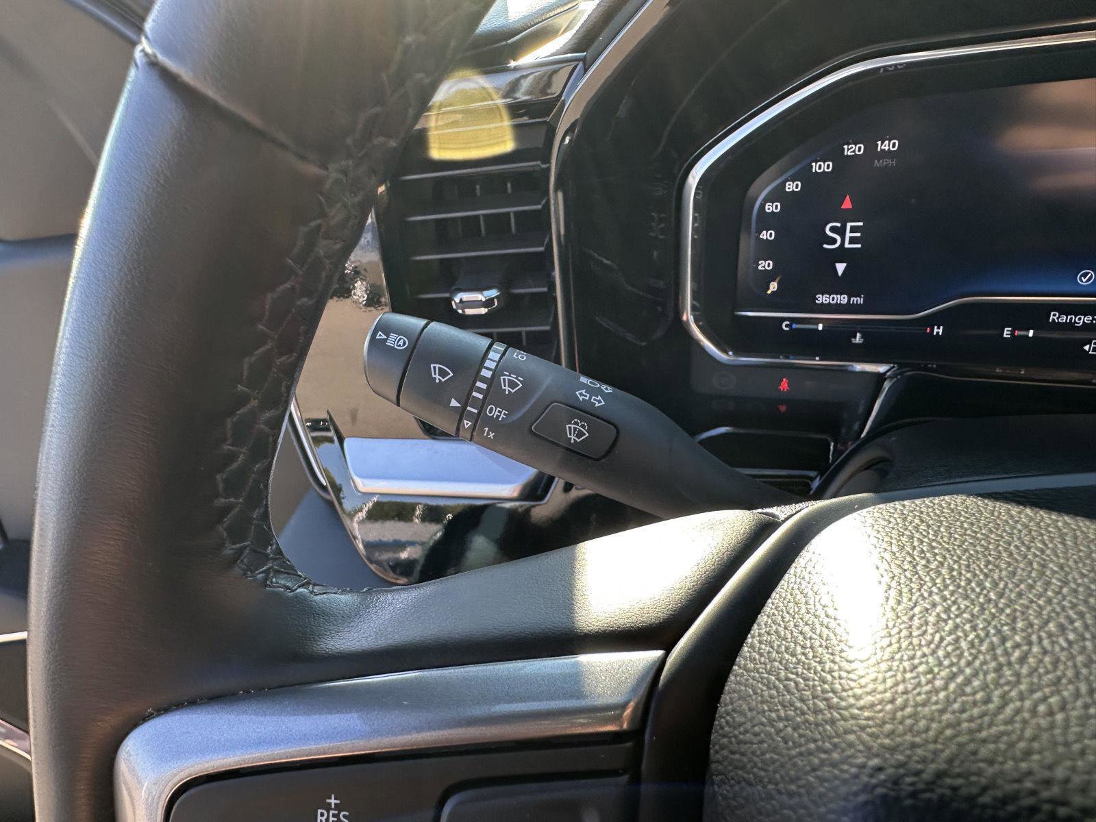 Used 2024 Chevrolet Silverado 1500 LT image 25