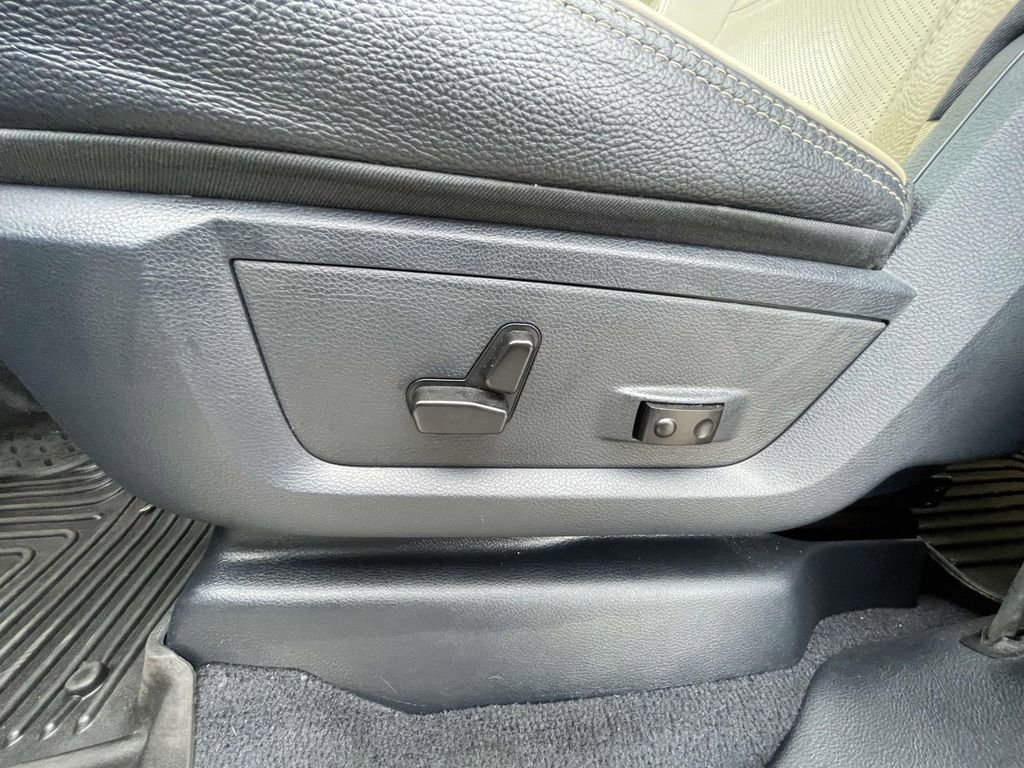 Used 2023 RAM 2500 Limited image 16