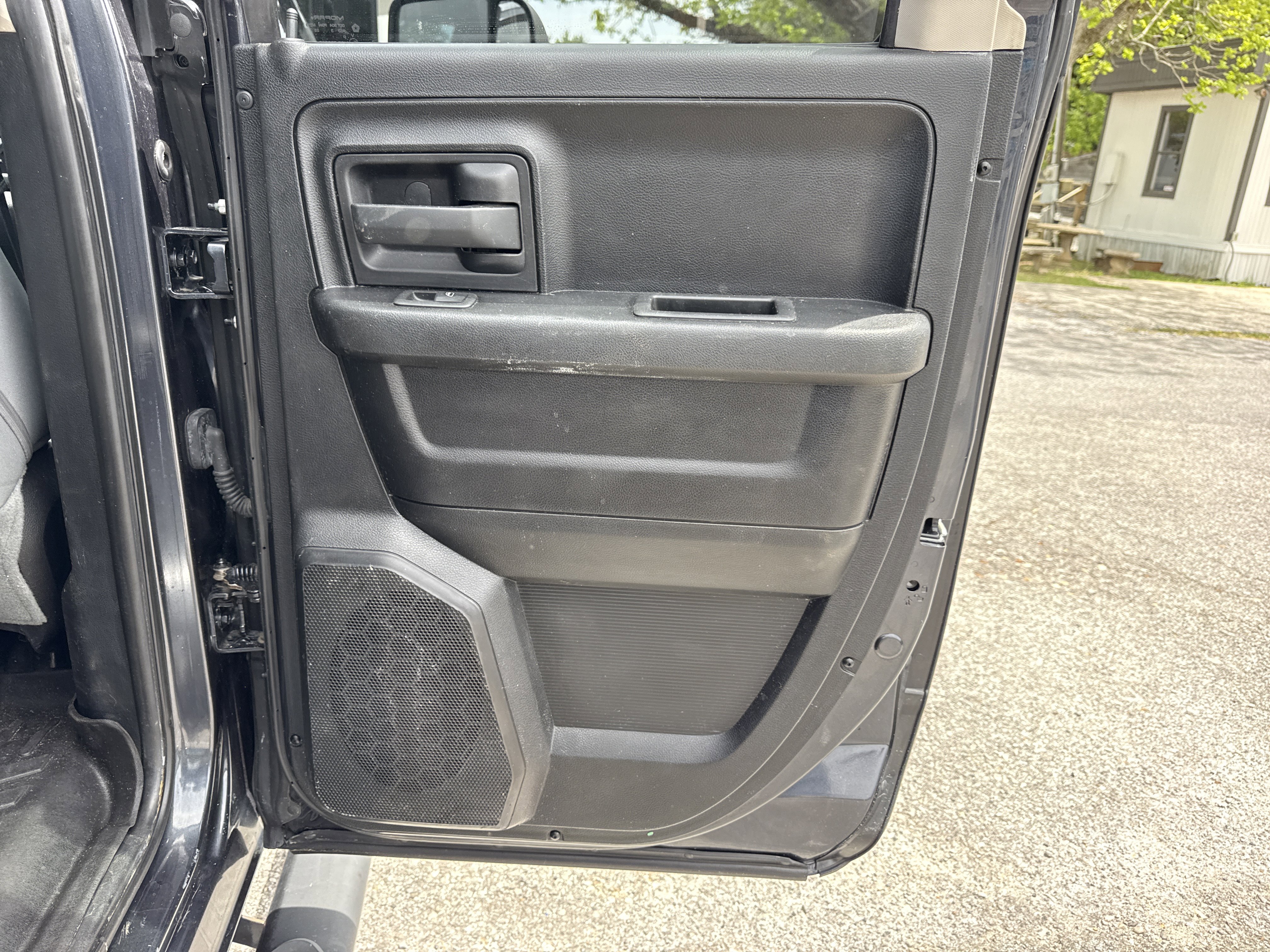 Used 2014 RAM 1500 Express RWD image 24