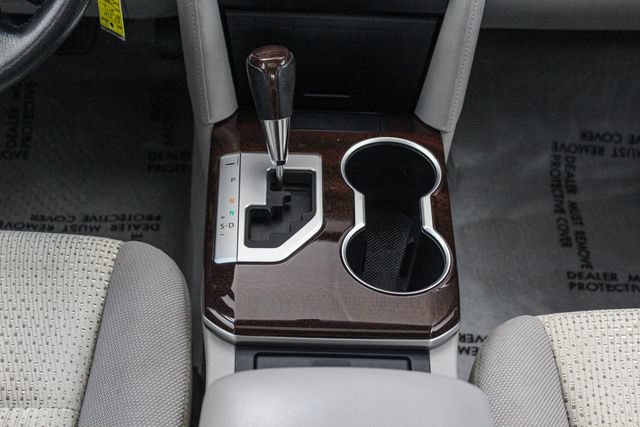 Used 2012 Toyota Camry XLE FWD image 24