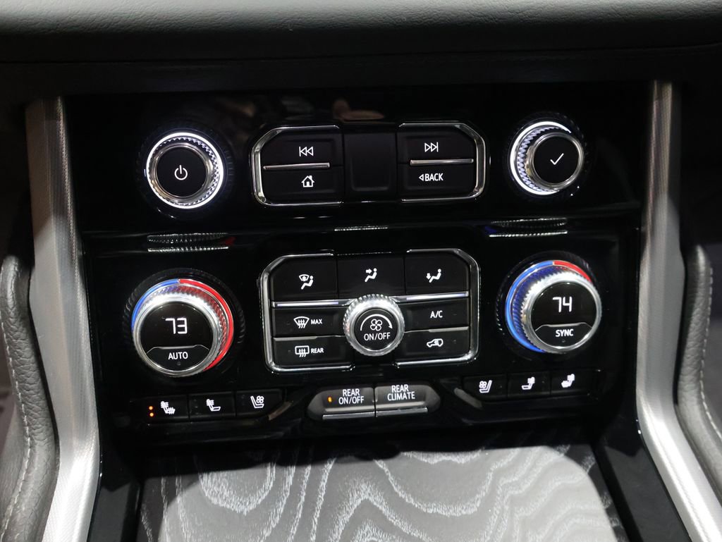 Used 2024 GMC Yukon Denali image 30