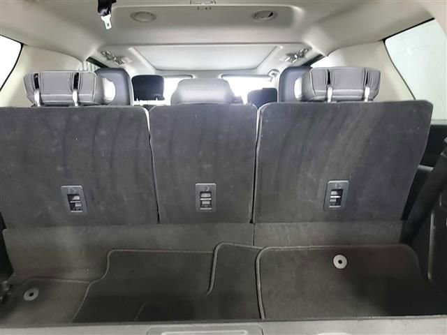 Used 2025 Ford Expedition Active image 15