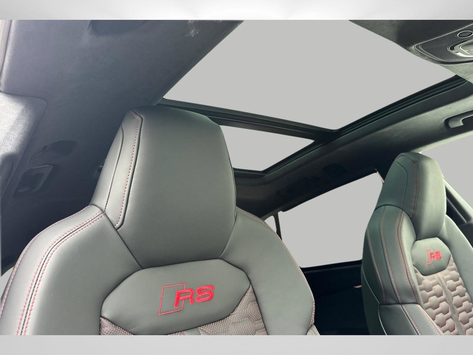 New 2026 Audi RS Q8 performance AWD/4WD image 16