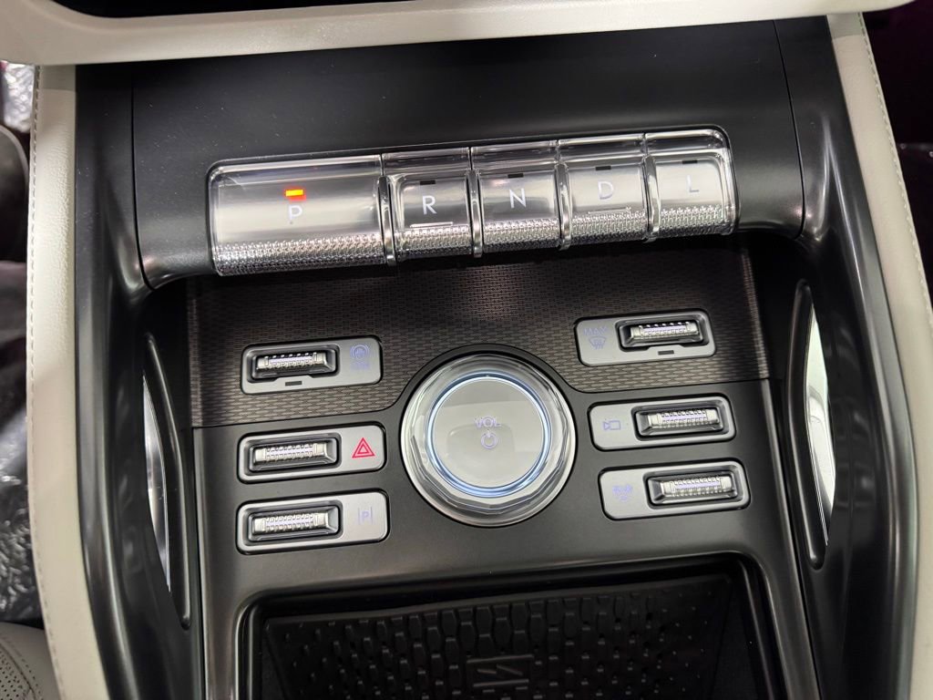 New 2026 Lincoln Nautilus Premier w/ Equipment Group 102A AWD/4WD image 33