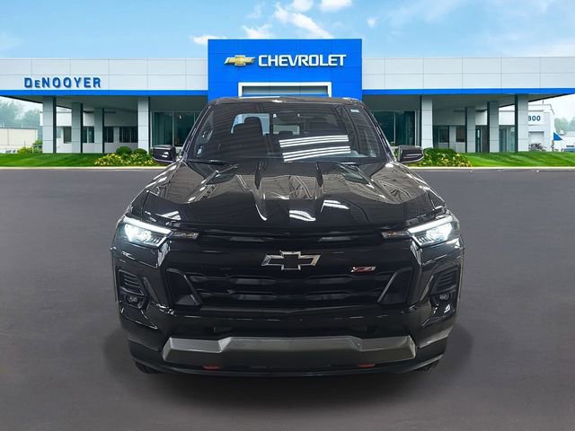 Used 2023 Chevrolet Colorado Z71 w/ Z71 Convenience Package 2 image 4