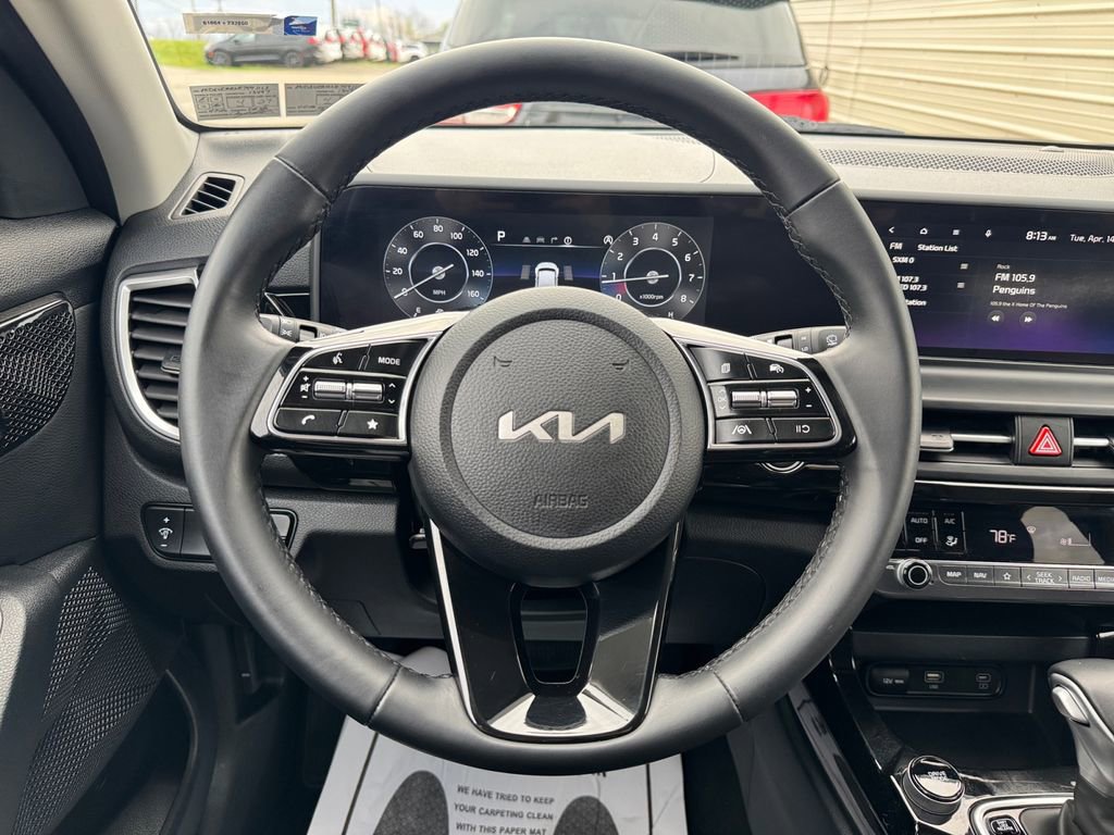 Used 2024 Kia Seltos S AWD/4WD image 15