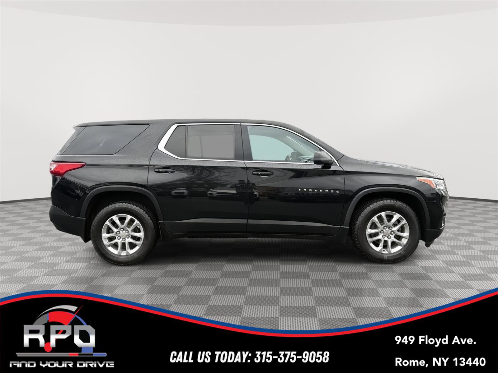 Used 2021 Chevrolet Traverse LS w/ LPO, Floor Liner Package image 6