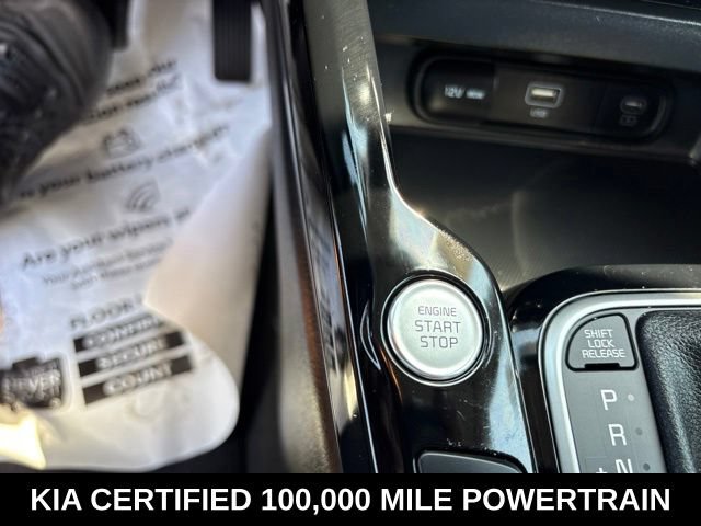 Certified 2025 Kia Soul S FWD image 19