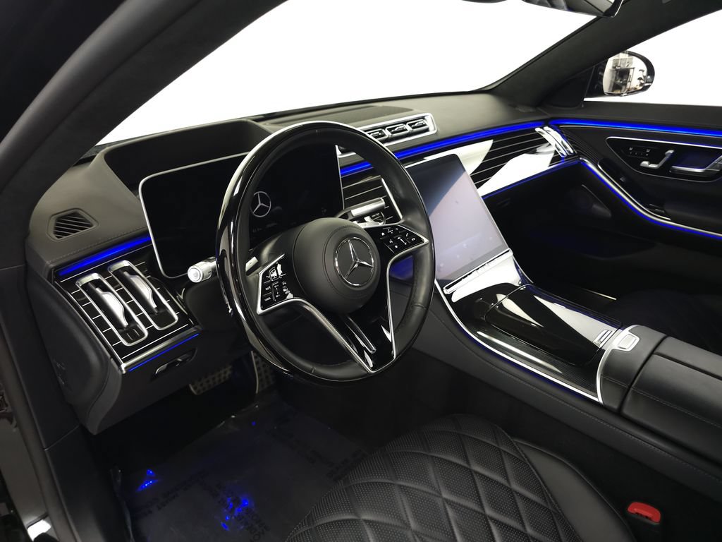 Used 2023 Mercedes-Benz S 580e 4MATIC Sedan image 9
