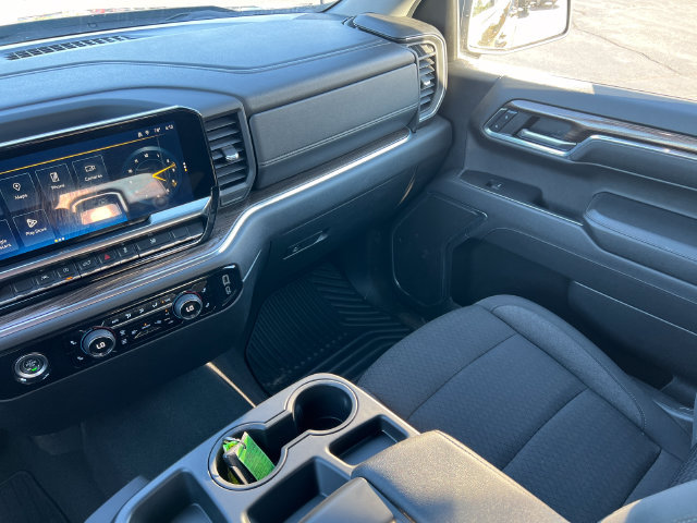 Used 2024 Chevrolet Silverado 1500 LT AWD/4WD image 33