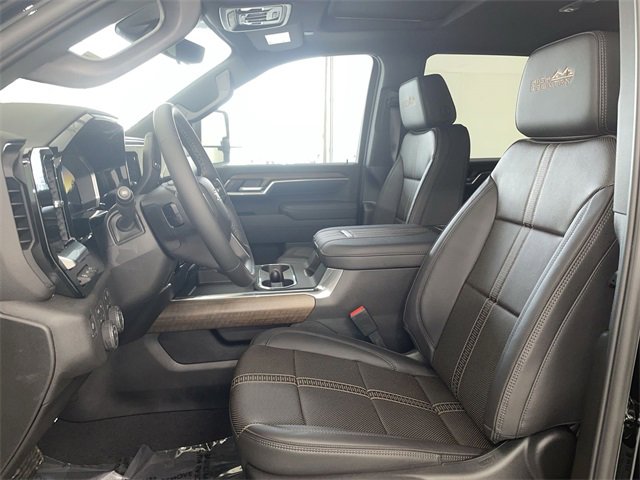 New 2026 Chevrolet Silverado 3500 High Country w/ High Country Premium Package image 21