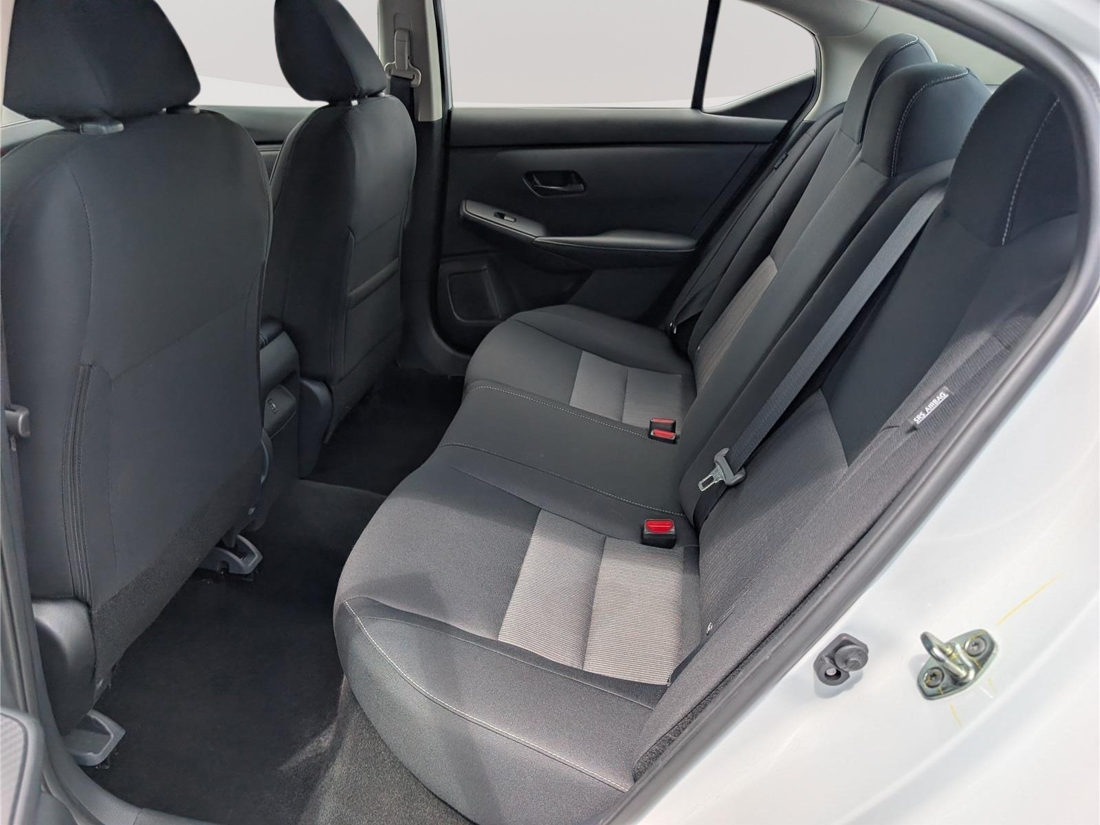 Used 2025 Nissan Sentra SV FWD image 14