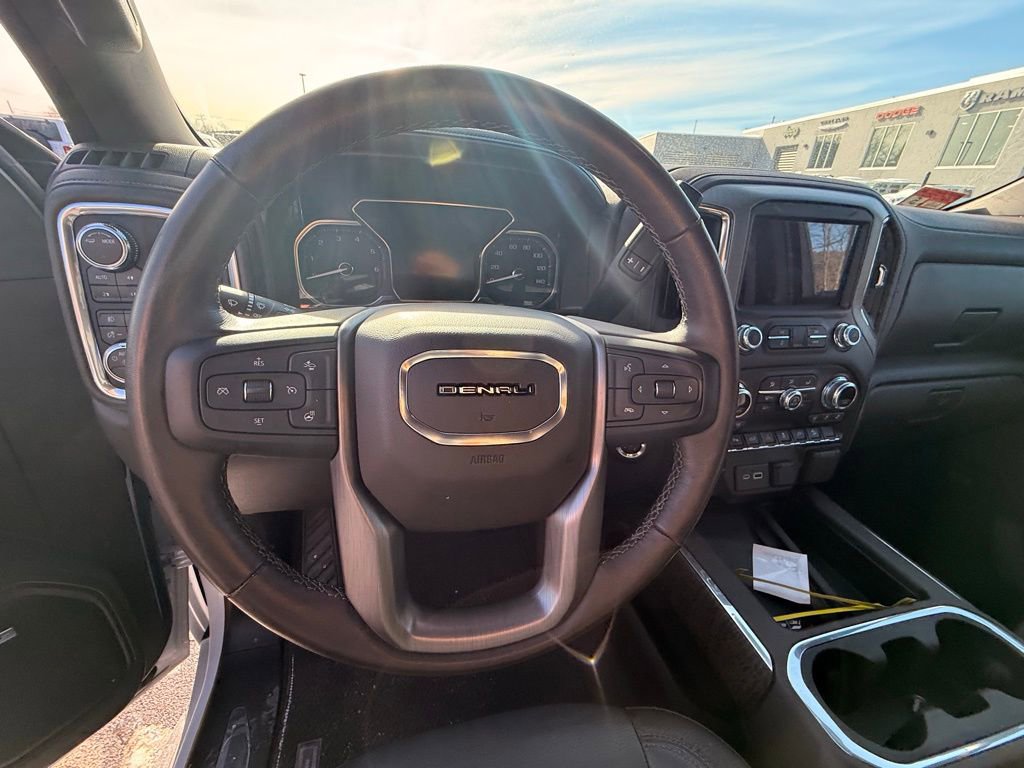 Used 2021 GMC Sierra 2500 Denali w/ Denali Ultimate Package image 16