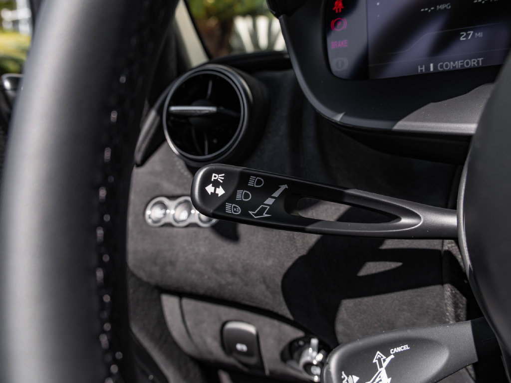 New 2026 McLaren 750S Spider RWD image 15