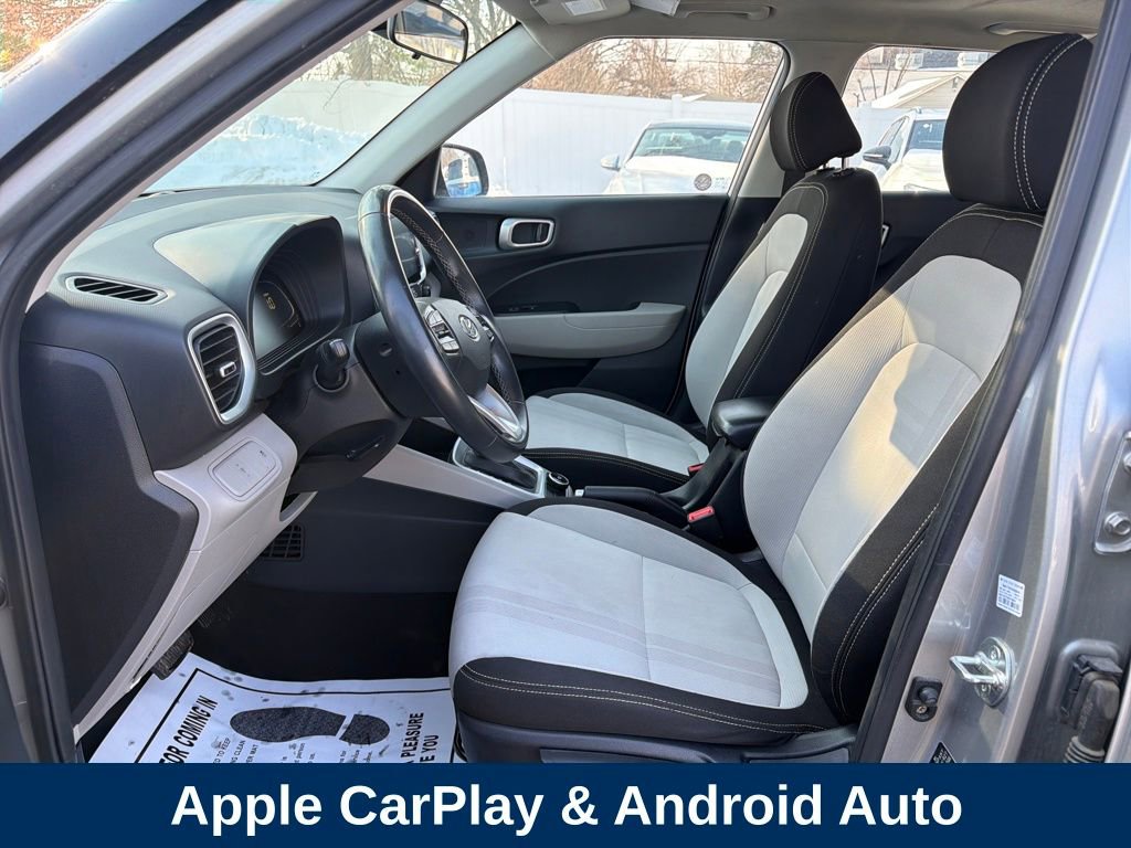 Used 2024 Hyundai Venue SEL image 11
