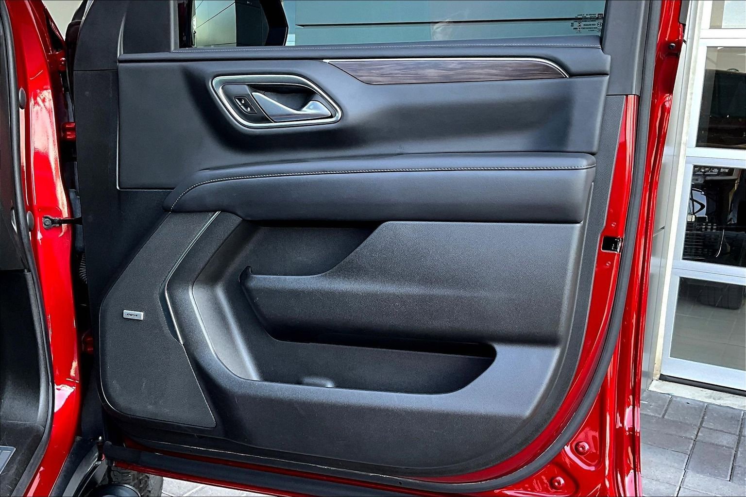 Used 2022 Chevrolet Tahoe Z71 w/ Z71 Off-Road Package image 24