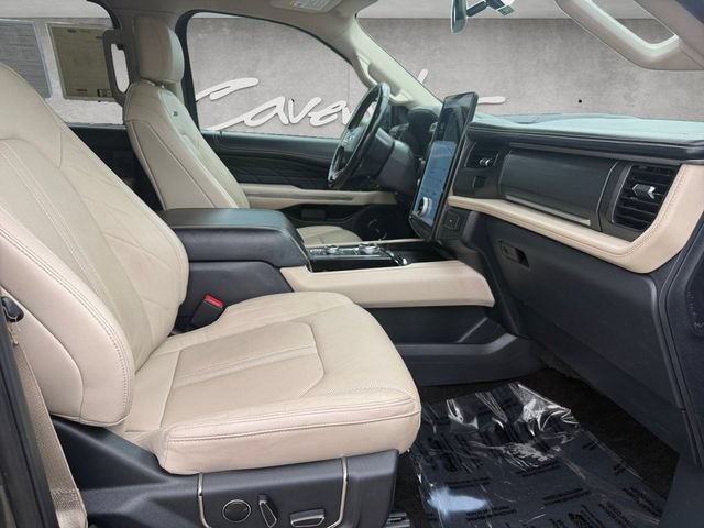 Used 2022 Ford Expedition Max Platinum AWD/4WD image 25