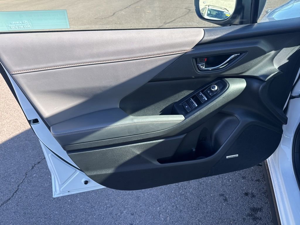 Certified 2025 Subaru Crosstrek 2.5i Limited w/ Crosstrek Mirror Package image 19