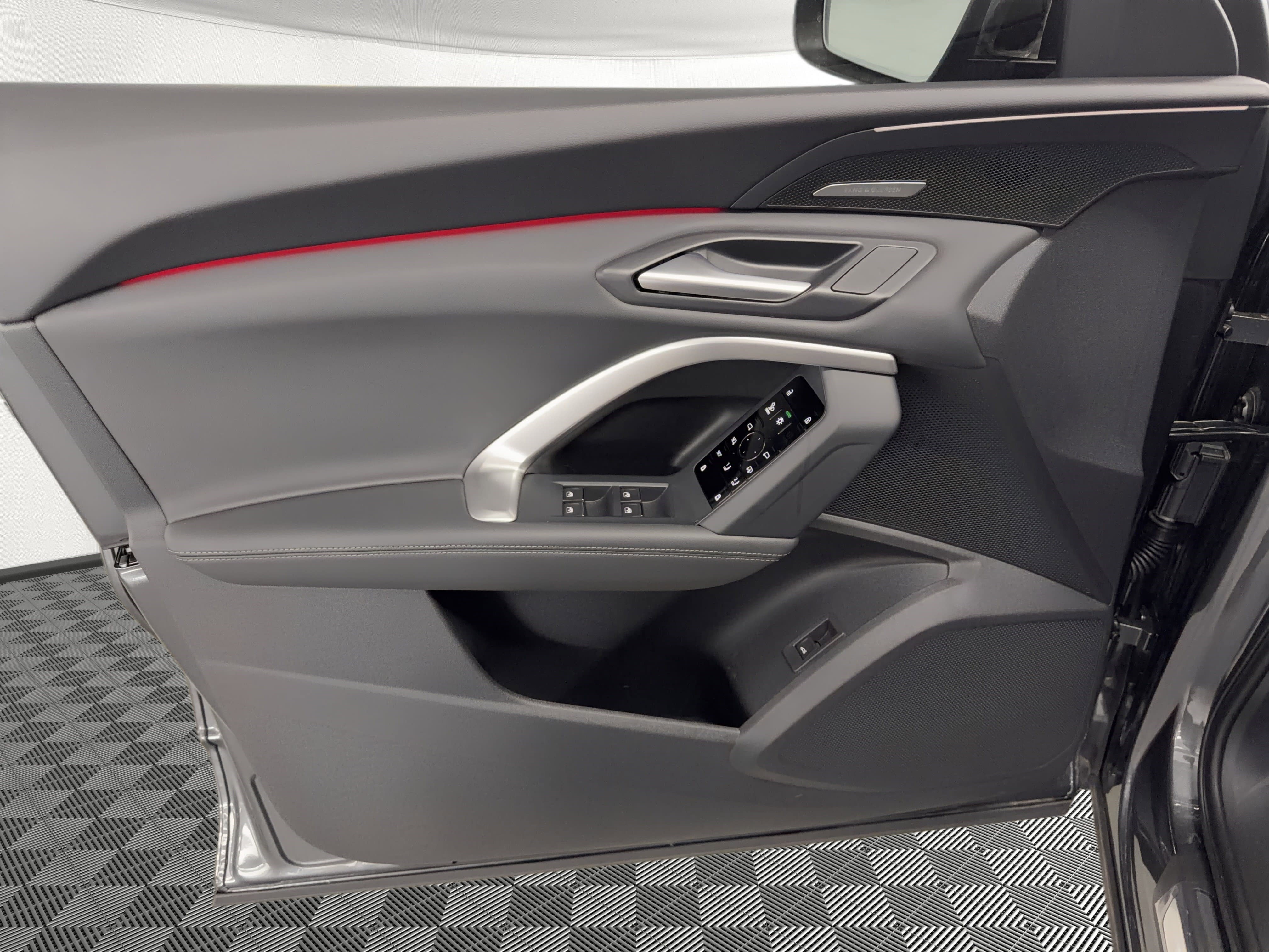 New 2026 Audi Q5 Premium Plus image 14