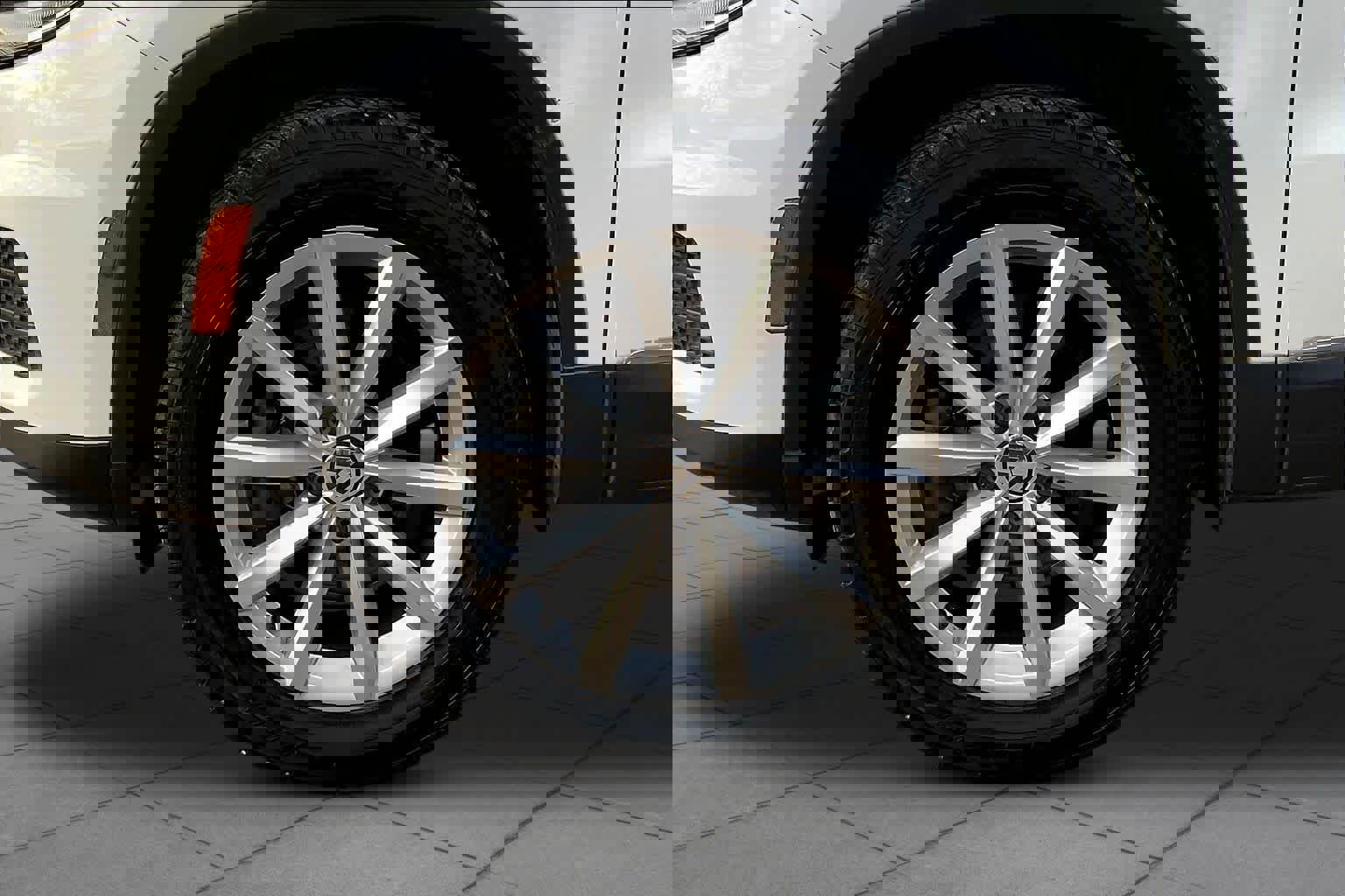 Used 2017 Volkswagen Tiguan Wolfsburg Edition image 9