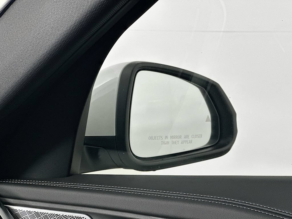 Used 2025 BMW X1 xDrive28i AWD/4WD image 24