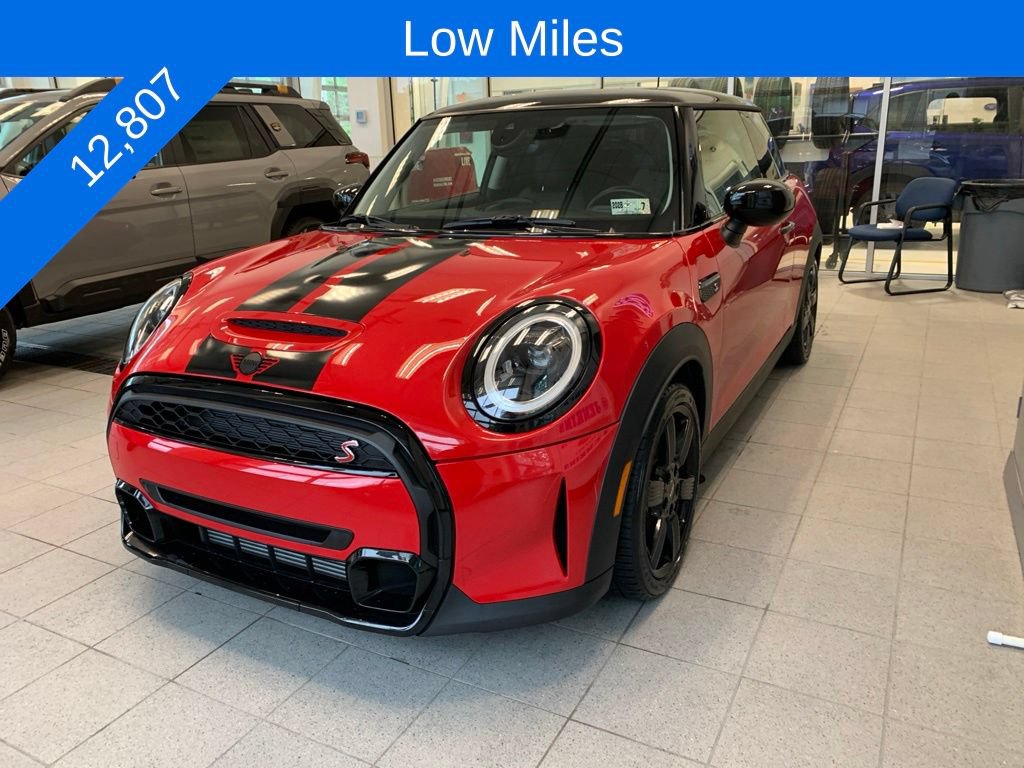 Used 2023 MINI Cooper S FWD image 2