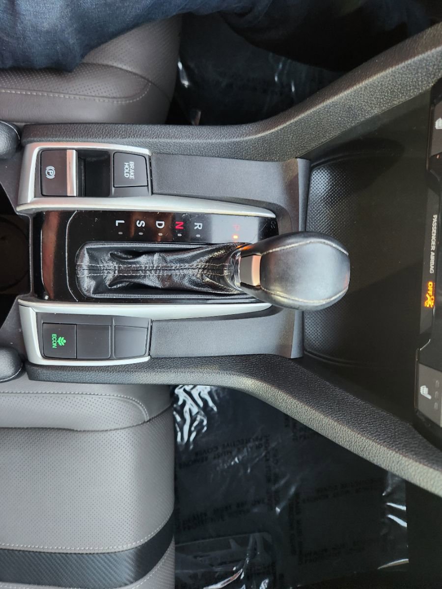 Used 2016 Honda Civic Touring image 16