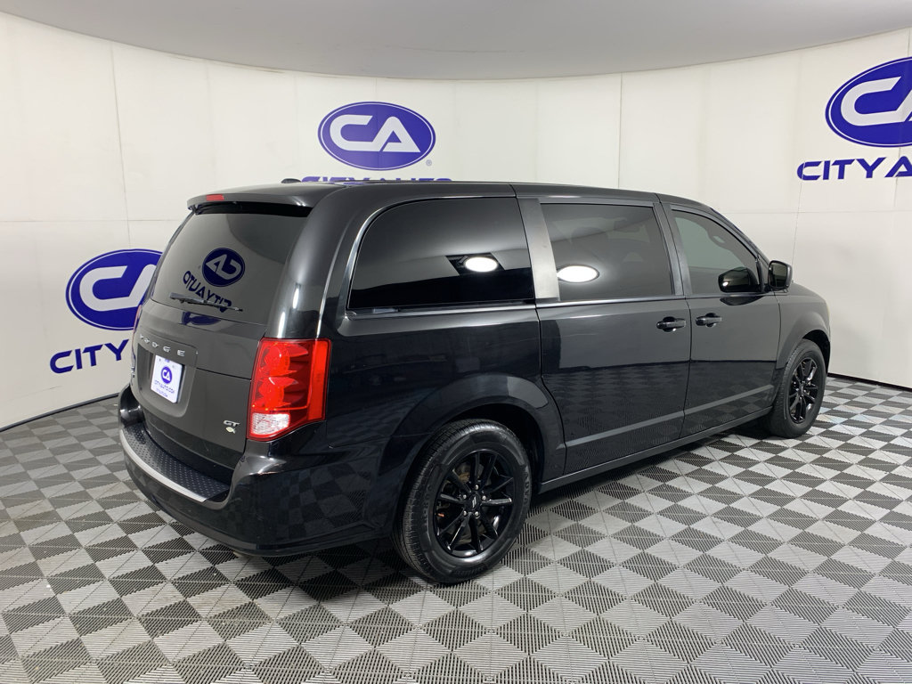 Used 2020 Dodge Grand Caravan GT FWD image 3