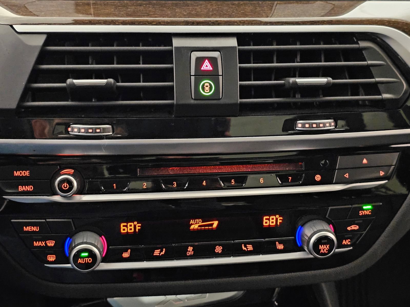 Used 2018 BMW X3 xDrive30i w/ Convenience Package image 22