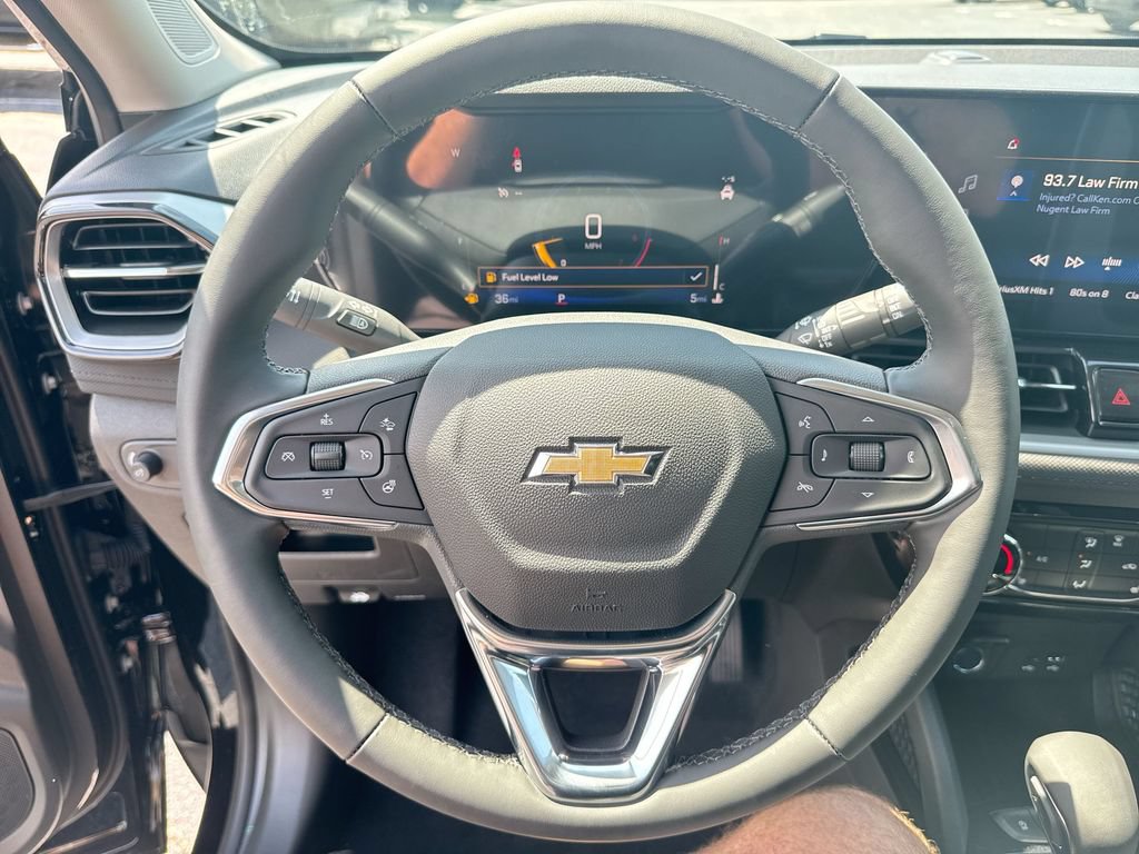 New 2026 Chevrolet TrailBlazer LT w/ LT Cold Weather Package FWD image 16
